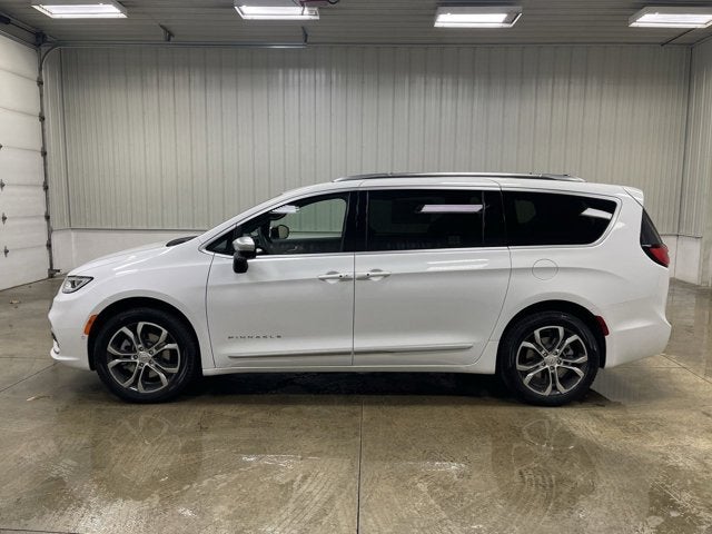 2026 Chrysler Pacifica Pinnacle AWD