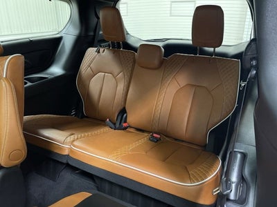 2026 Chrysler Pacifica Pinnacle AWD