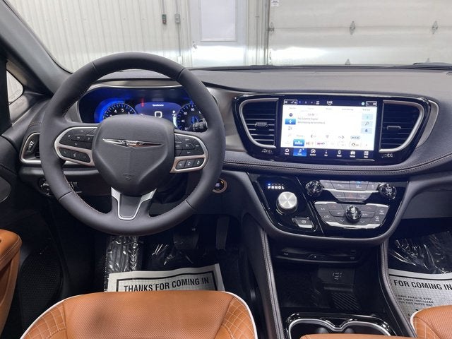 2026 Chrysler Pacifica Pinnacle AWD