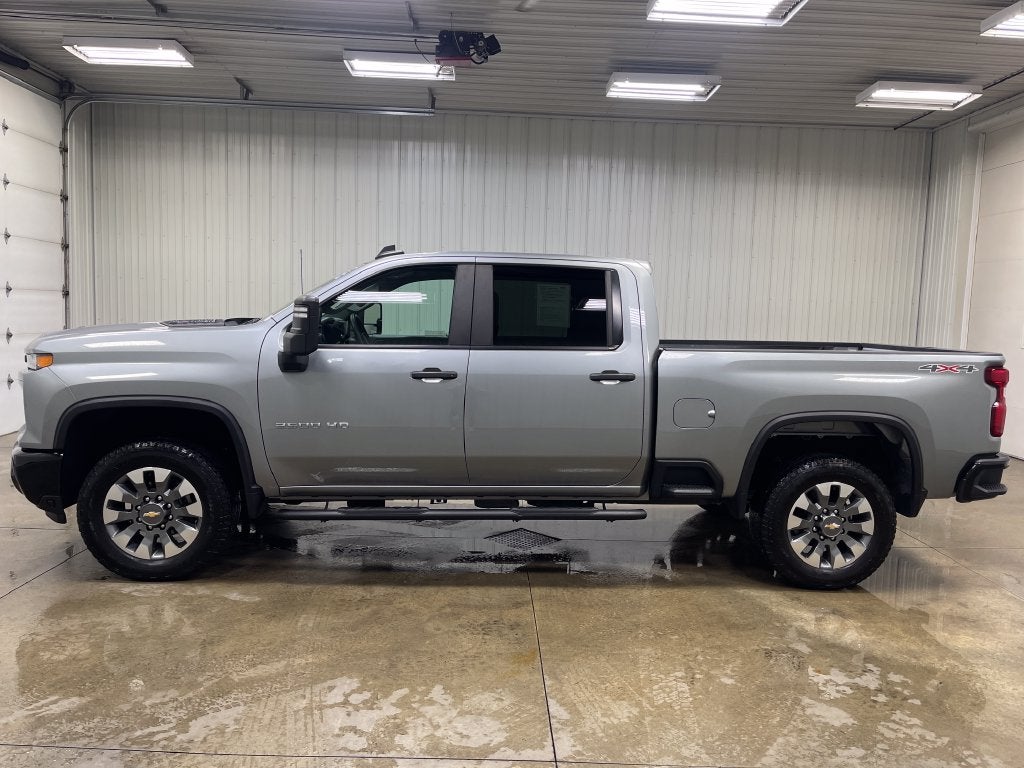 2025 Chevrolet Silverado 2500HD Custom