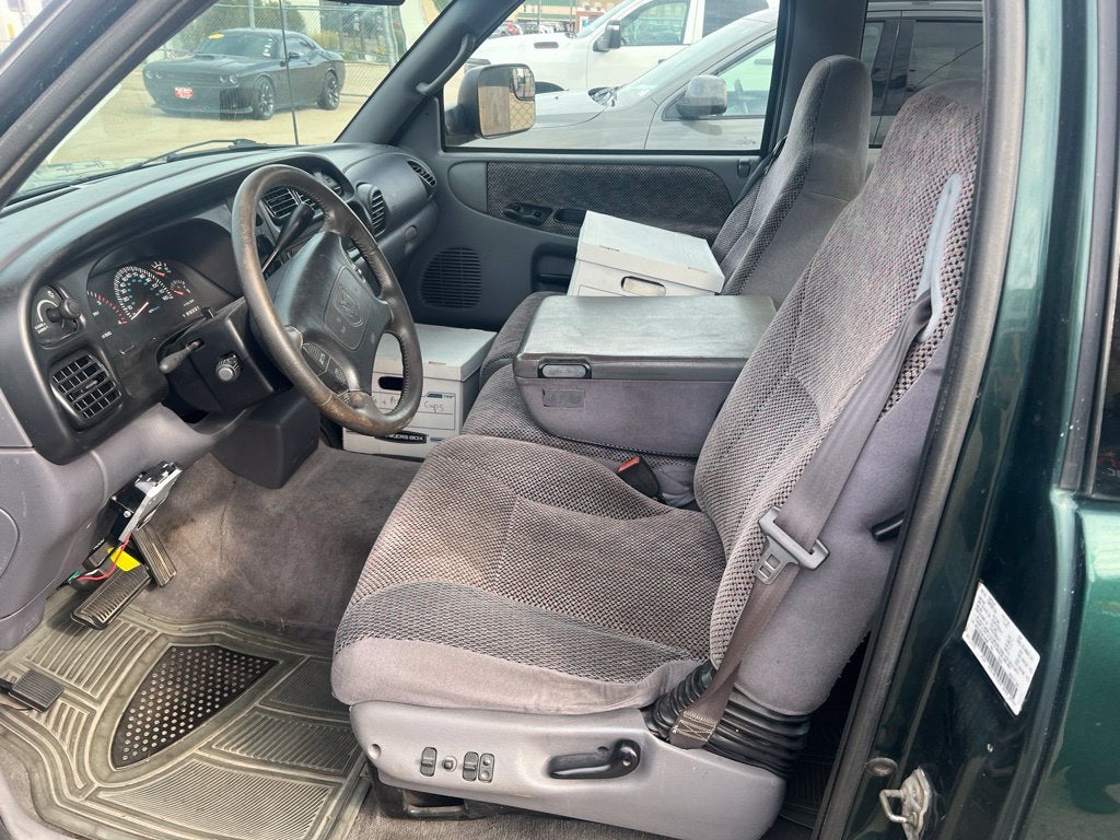 1998 Dodge Ram 2500 Base
