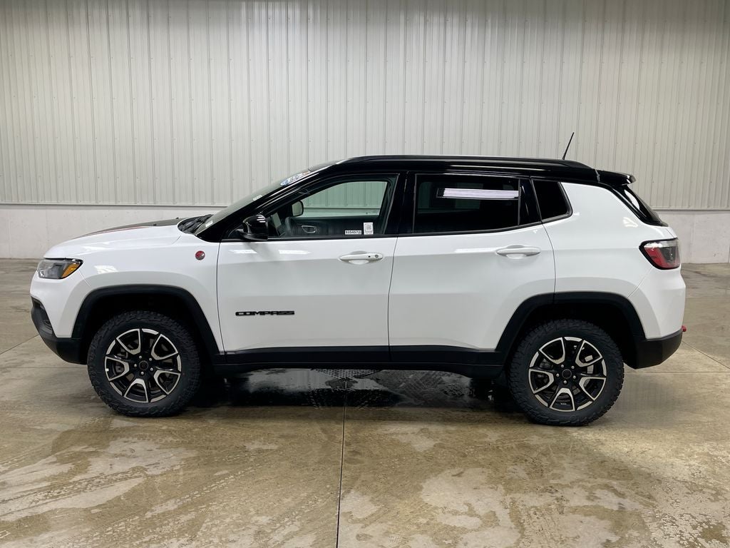 2025 Jeep Compass Trailhawk 4X4
