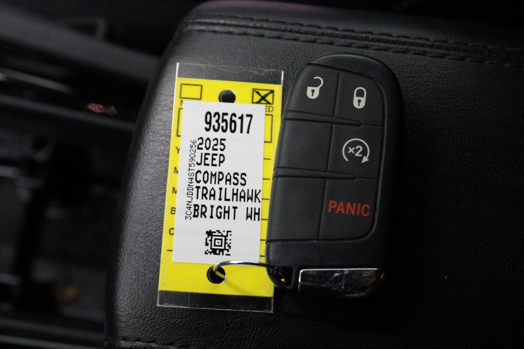 2025 Jeep Compass Trailhawk