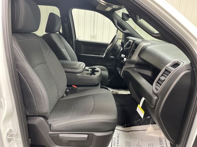 2026 RAM 2500 Black Express Crew Cab 4X4 Diesel