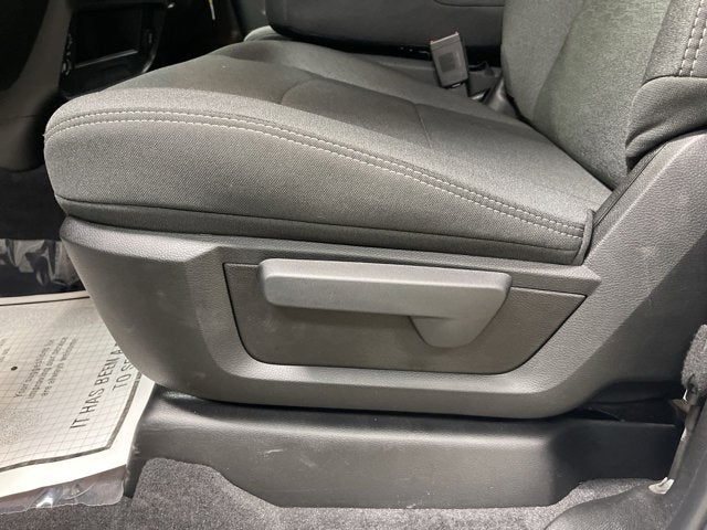 2026 RAM 2500 Black Express Crew Cab 4X4 Diesel