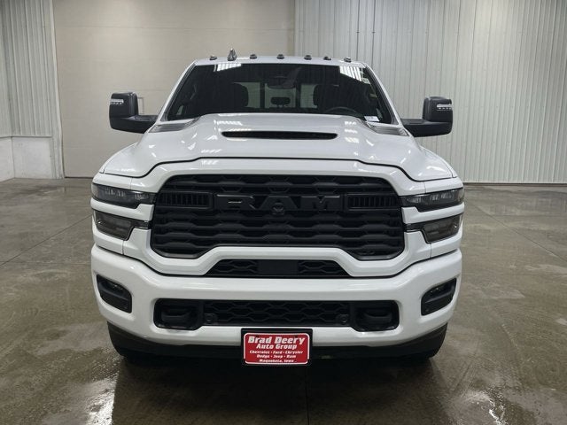 2026 RAM 2500 Black Express Crew Cab 4X4 Diesel