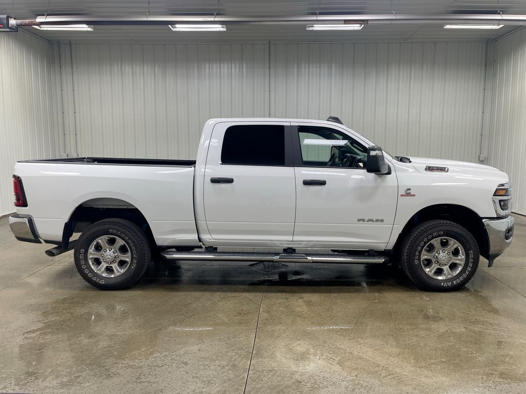 2025 RAM 2500 Big Horn Crew Cab 4X4 Diesel