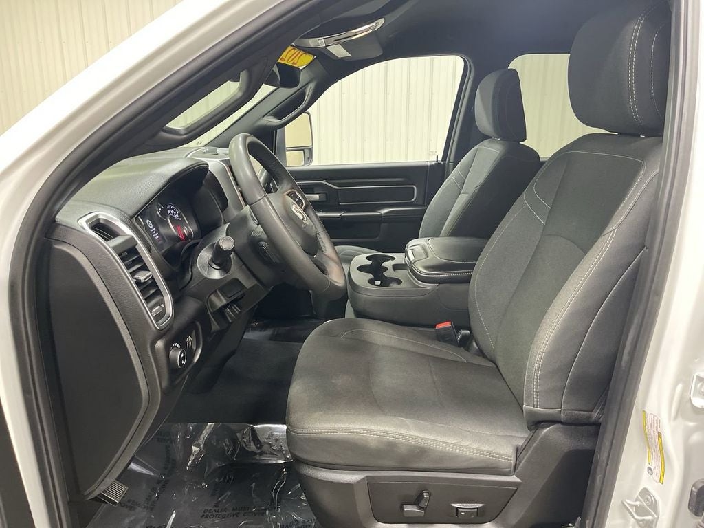 2025 RAM 2500 Big Horn Crew Cab 4X4 Diesel