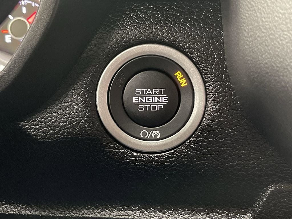 2025 RAM 2500 Big Horn Crew Cab 4X4 Diesel