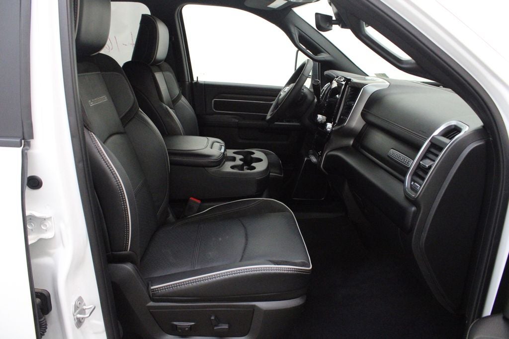 2026 RAM 2500 Laramie Crew Cab 4X4 Diesel