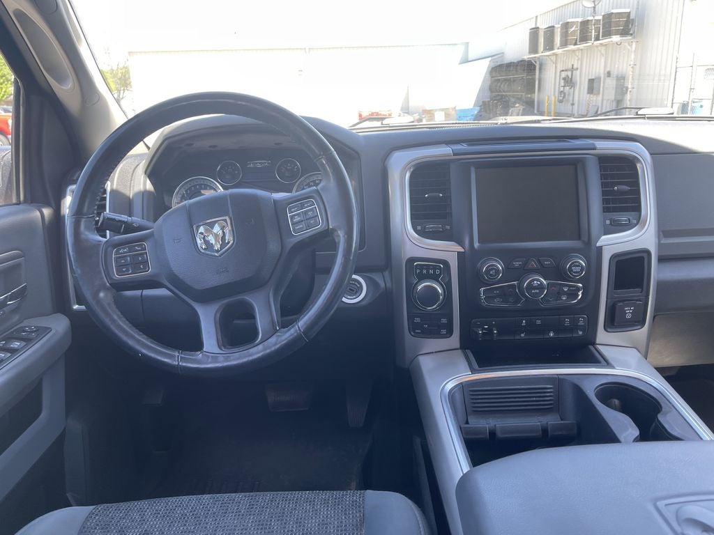 2017 RAM 1500 Big Horn Crew Cab 4X4