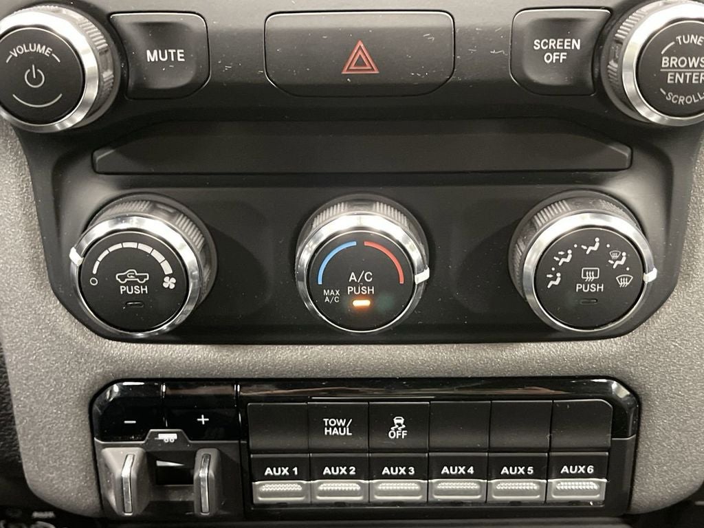 2024 RAM 2500 Tradesman Crew Cab 4X4