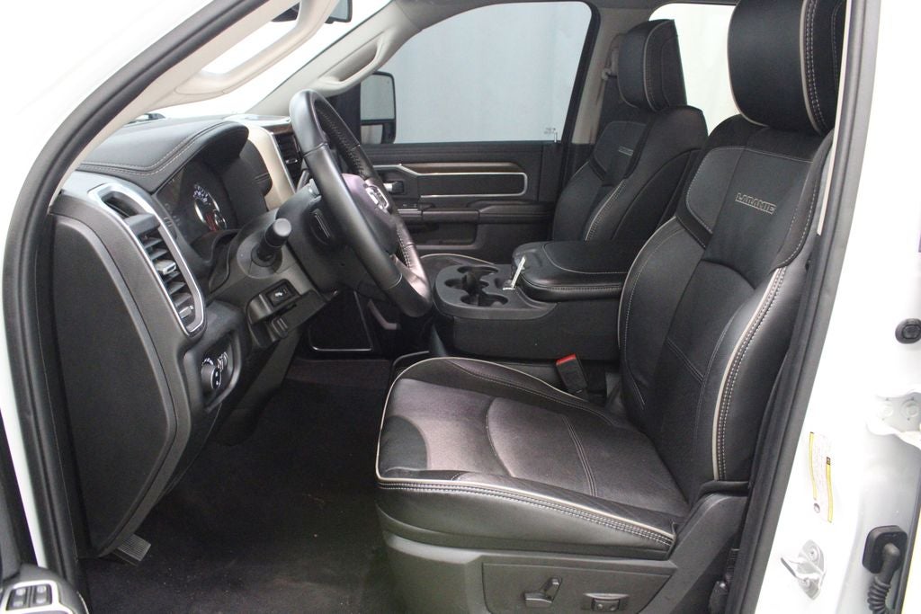 2024 RAM 2500 Laramie Crew Cab 4X4 Diesel