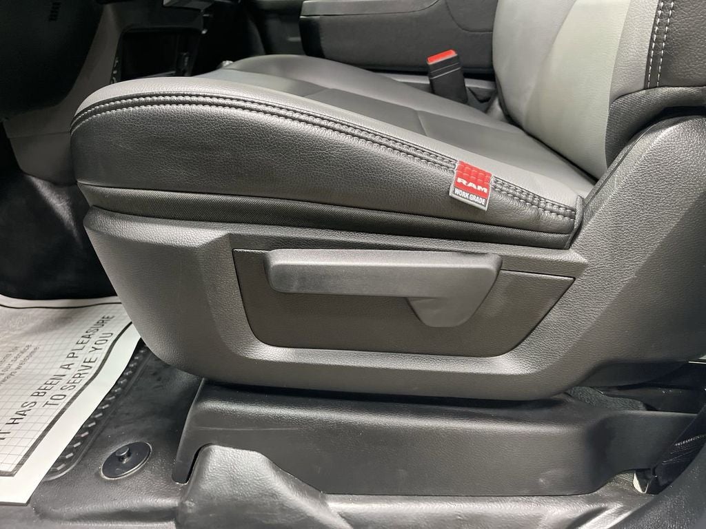 2024 RAM 5500 Chassis Cab Tradesman Crew Cab 4X4