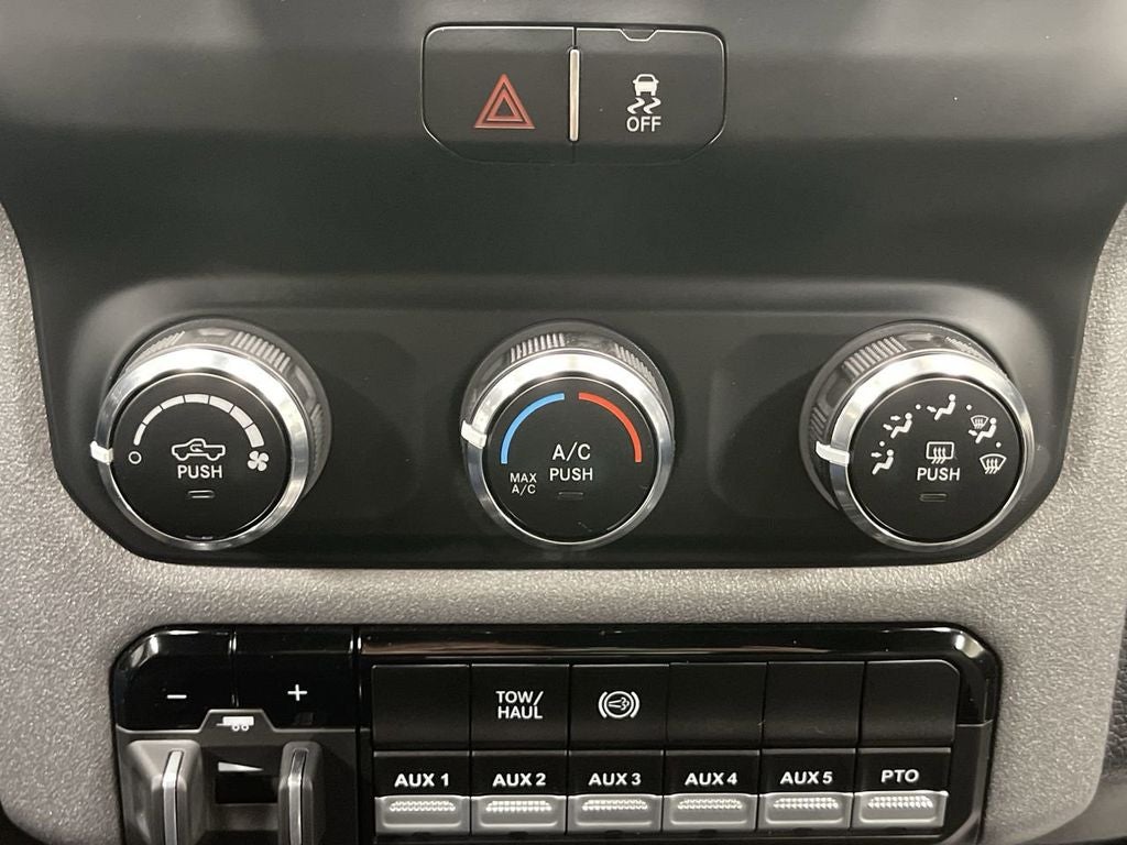 2024 RAM 5500 Chassis Cab Tradesman Crew Cab 4X4