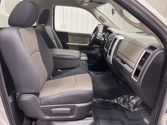 2011 RAM 1500 SLT Reg Cab 4X4