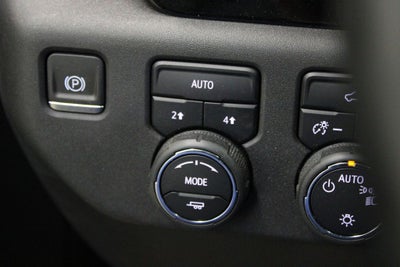 2024 Chevrolet Silverado 1500 LT Crew Cab 4X4