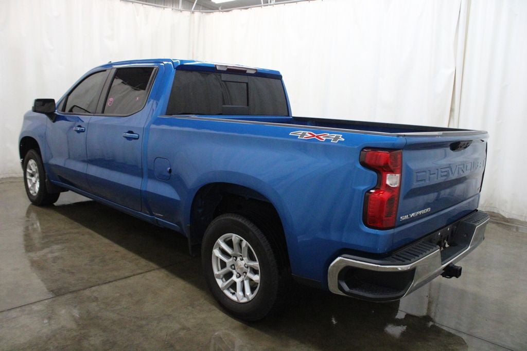 2024 Chevrolet Silverado 1500 LT Crew Cab 4X4