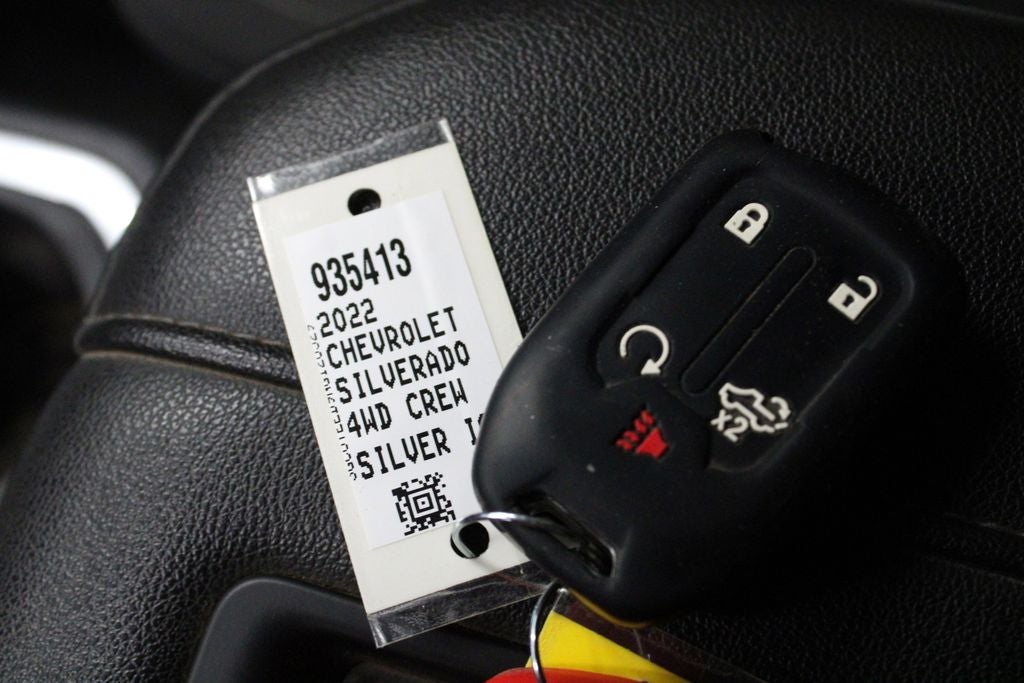 2022 Chevrolet Silverado 1500 LTD RST Crew Cab 4X4