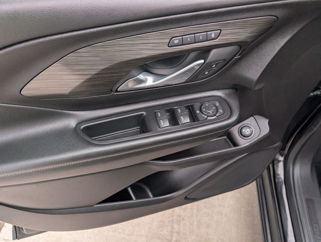 2024 GMC Terrain SLT AWD