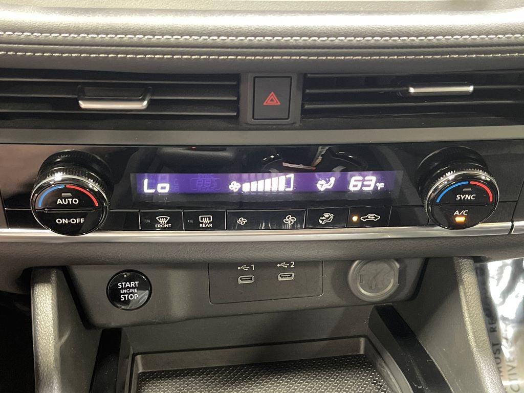 2025 Nissan Rogue SV