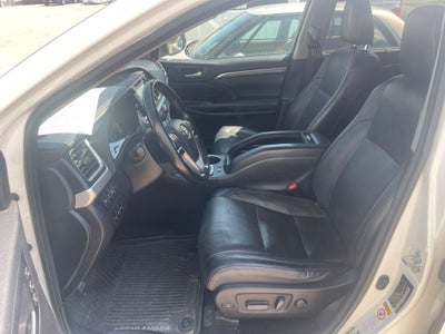 2017 Toyota Highlander Limited Platinum