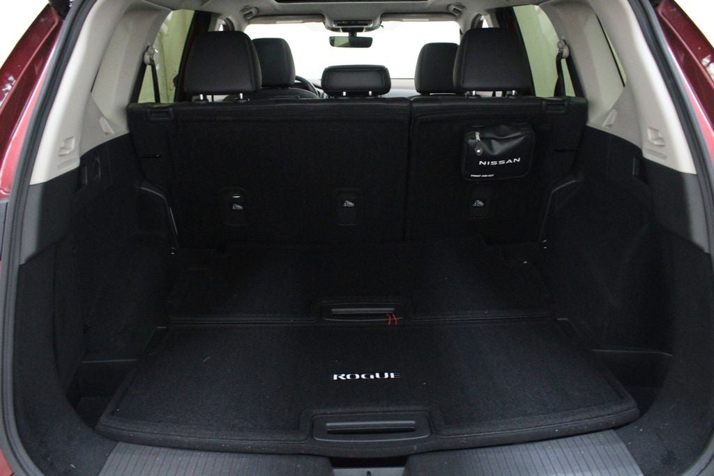 2023 Nissan Rogue Platinum AWD