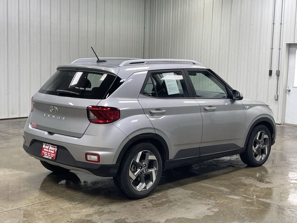 2025 Hyundai Venue SEL