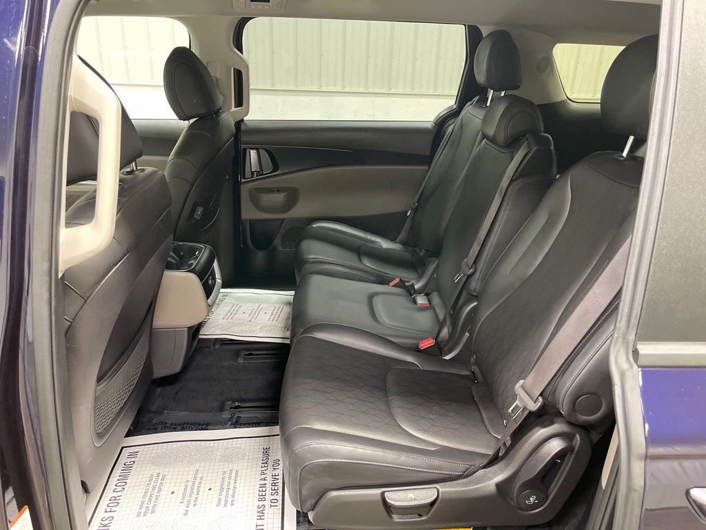 2025 Kia Carnival LXS