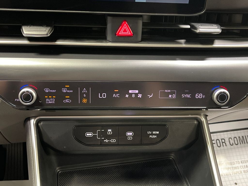 2025 Kia Carnival LXS